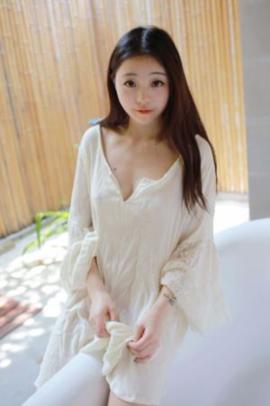 偷窥女教师与公伦伦视频_HD高清在线